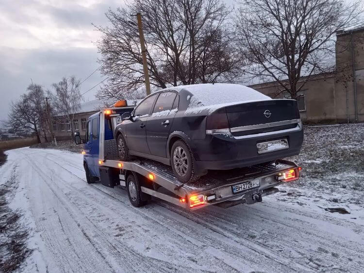 Евакуація автомобілів за несприятливих погодних умов