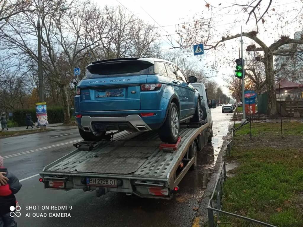 Профессиональный подход к эвакуации внедорожников